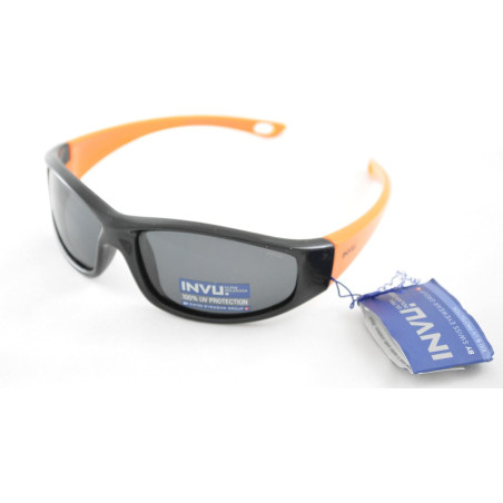 OCCHIALI DA SOLE INVU K2414 C NERO ORANGE BAMBINO 4-9 ANNI IN GOMMA ELASTICA LENTI POLARIZZATE 100% UV 400 SUNGLASSES POLARIZED