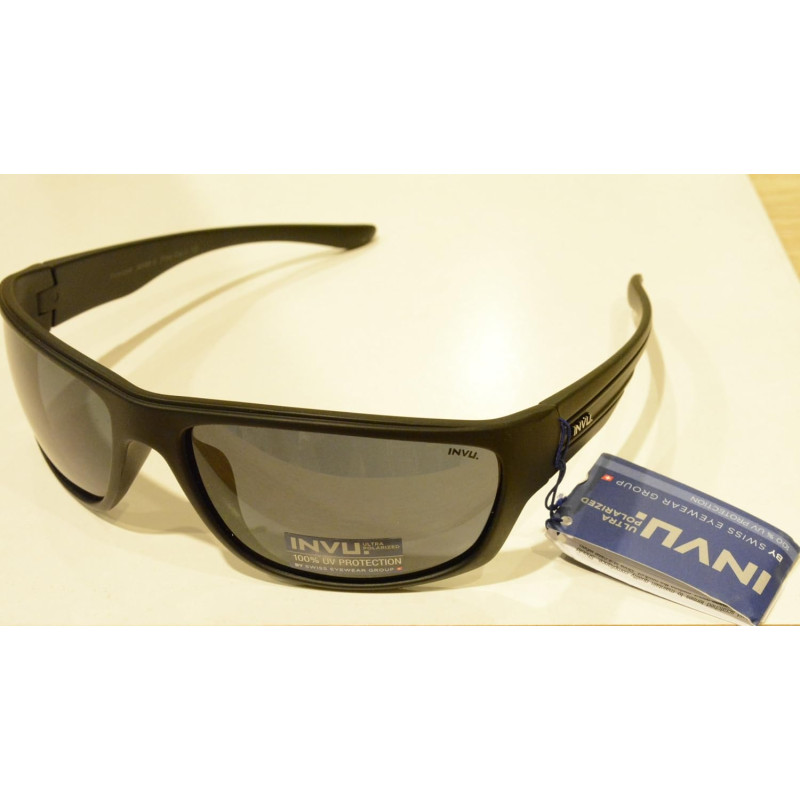 OCCHIALI DA SOLE POLARIZZATI INVU A 2400 A NERO LENTI 100% UV BLOCK SUNGLASSES POLARIZED